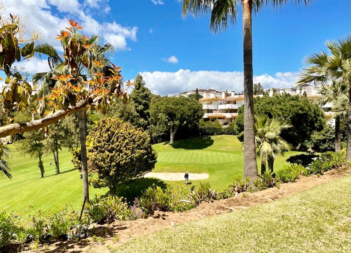 Апартаменты The Golden House, Calahonda Golf Ситио-де-Калаонда Экстерьер фото