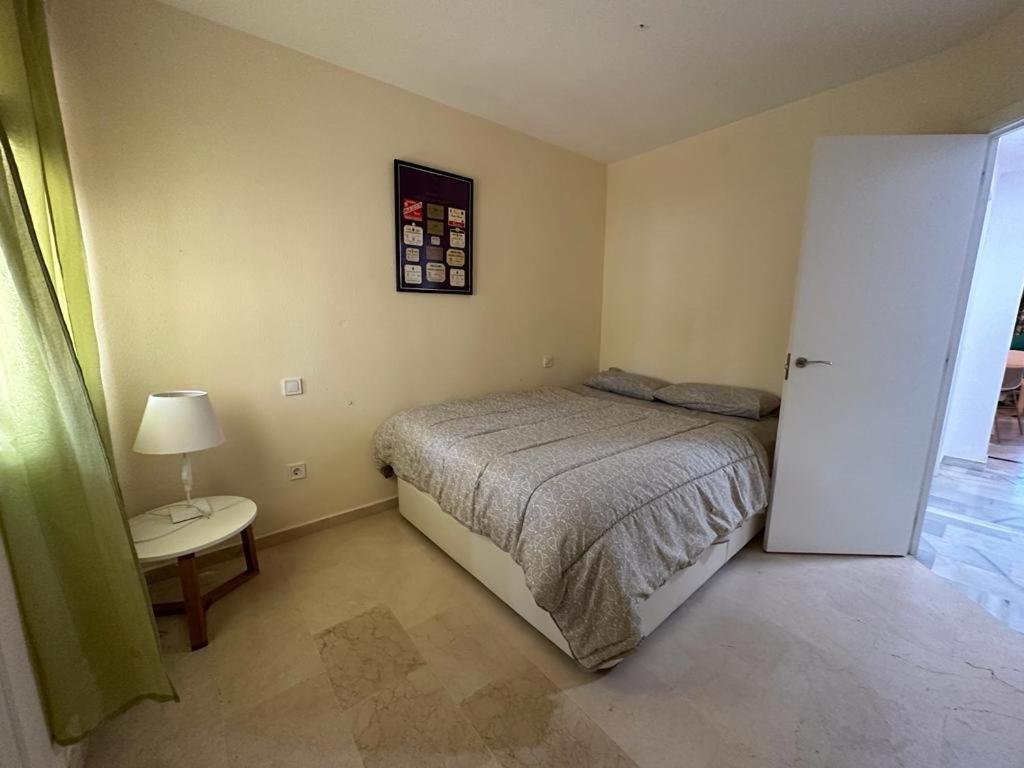Апартаменты The Golden House, Calahonda Golf Ситио-де-Калаонда Экстерьер фото